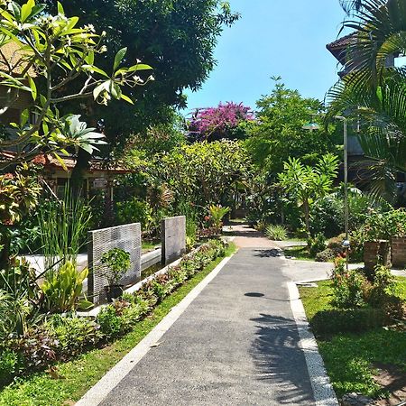 Lovina Beach Hotel Pabean Buleleng Exterior foto
