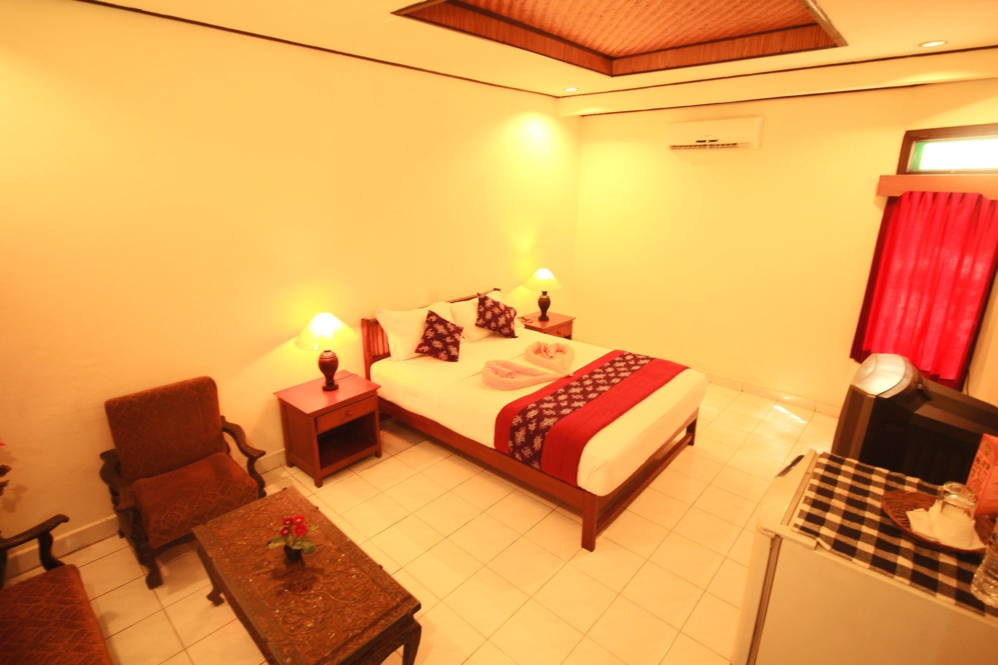 Lovina Beach Hotel Pabean Buleleng Exterior foto