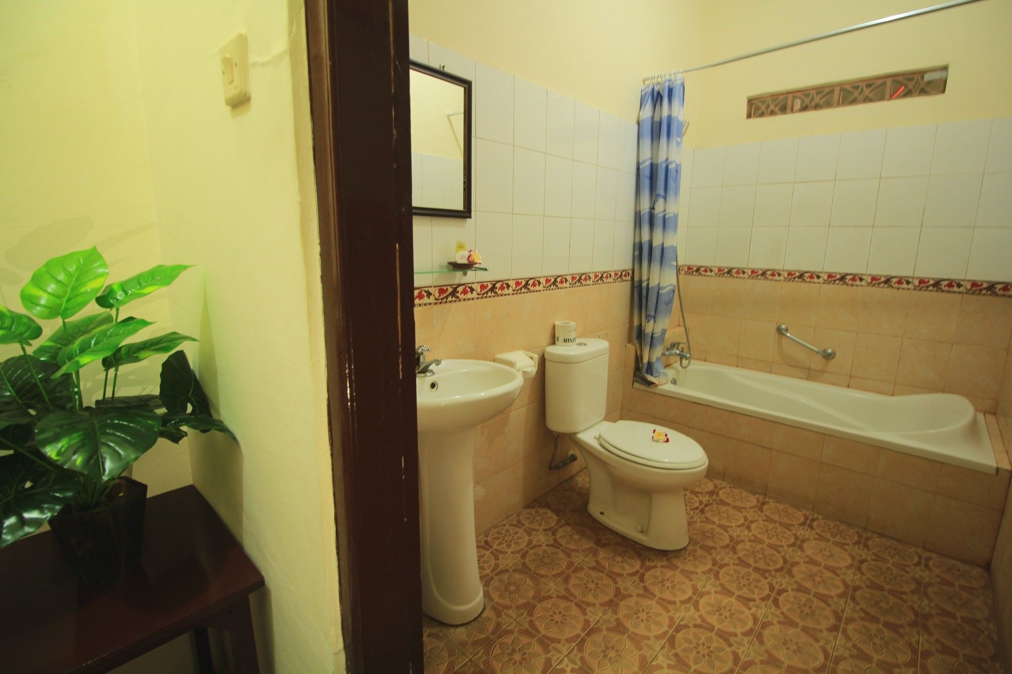 Lovina Beach Hotel Pabean Buleleng Exterior foto
